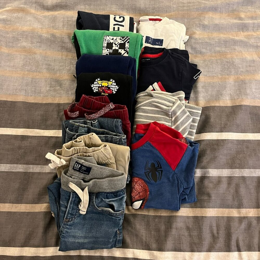 Boys 4Y Surprise 12 Pcs Bundle